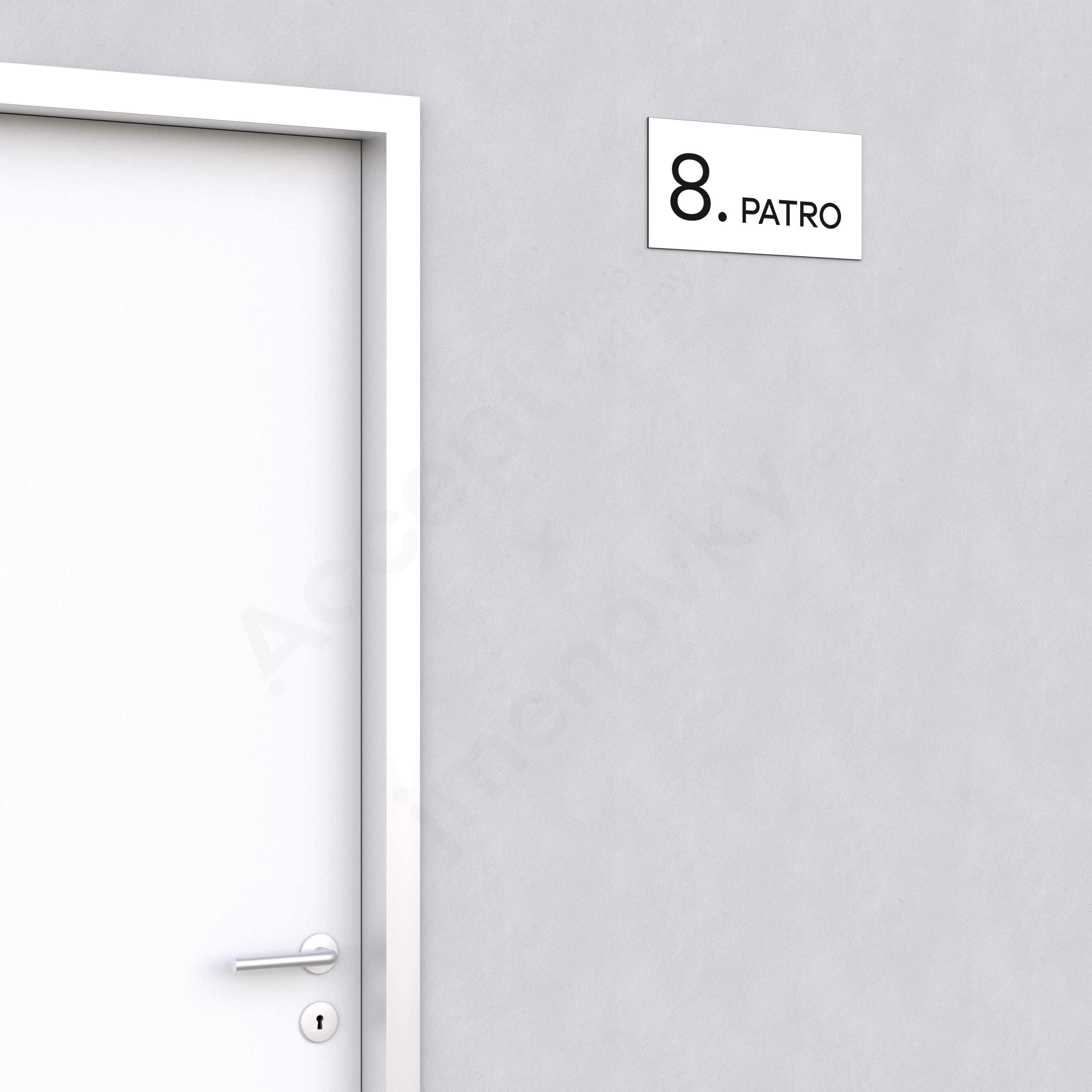 Označení podlaží "8. PATRO" - bílá tabulka - černý popis - náhled