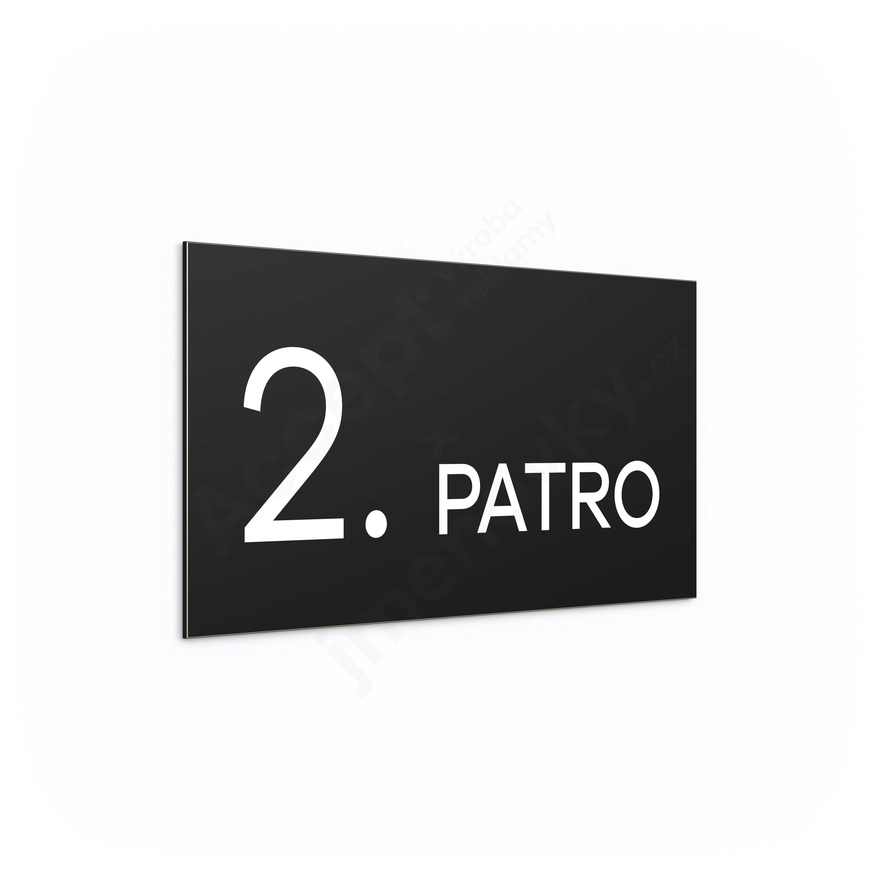 Označení podlaží "2. PATRO" - černá tabulka - bílý popis