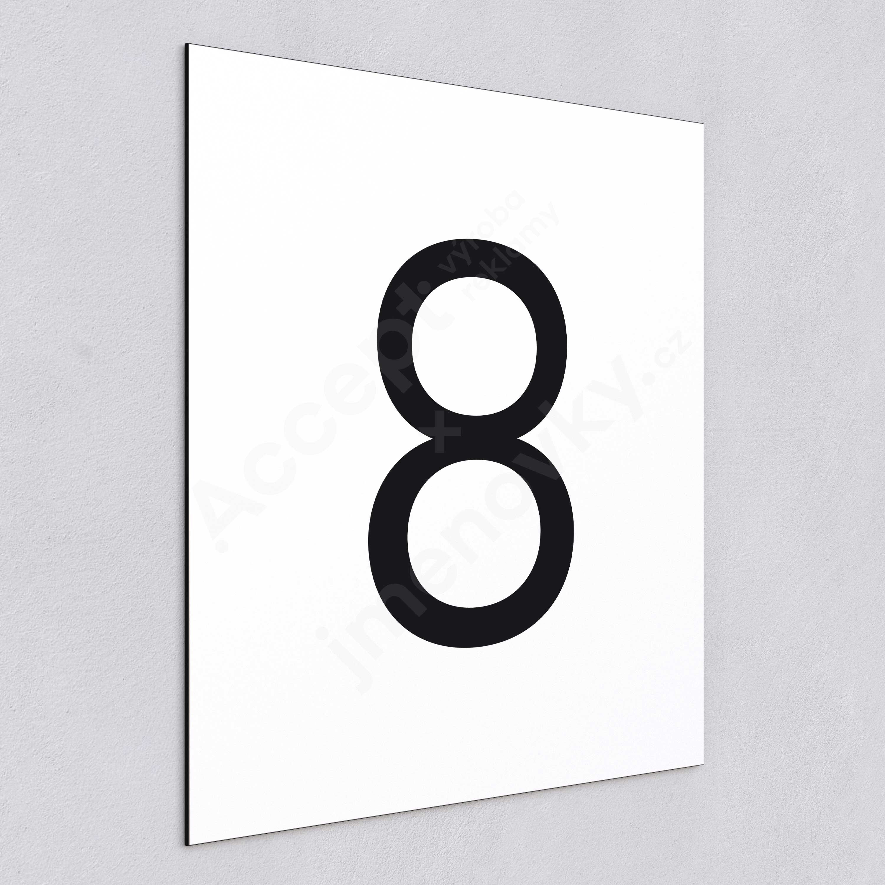 Označení podlaží - číslo "8" - bílá tabulka - černý popis