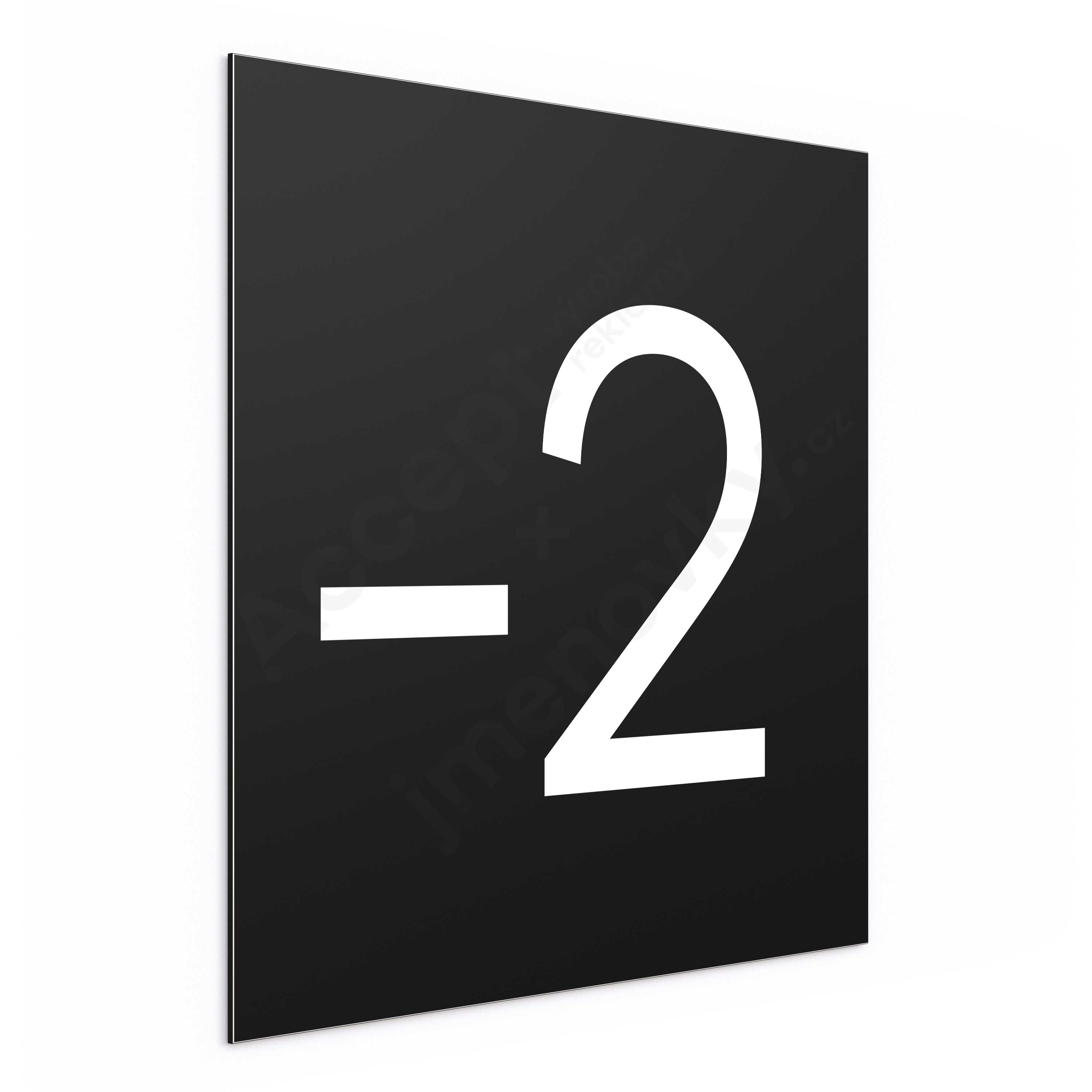 Označení podlaží - číslo "-2" - černá tabulka - bílý popis