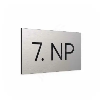 Označení podlaží "7. NP" - stříbrná tabulka - černý popis