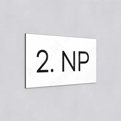 Označení podlaží "2. NP" - bílá tabulka - černý popis