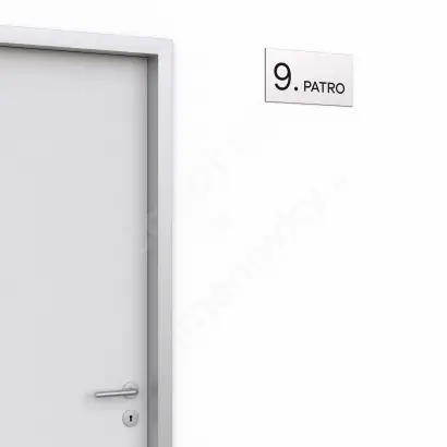 Označení podlaží "9. PATRO" - stříbrná tabulka - černý popis - náhled