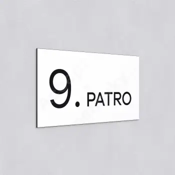 Označení podlaží "9. PATRO" - bílá tabulka - černý popis