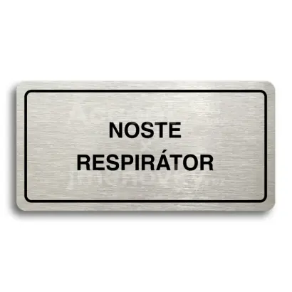Piktogram "NOSTE RESPIRÁTOR" - stříbrná tabulka - černý tisk